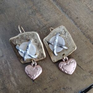Arizona Jean Company Gold and Silver Heart Earrings